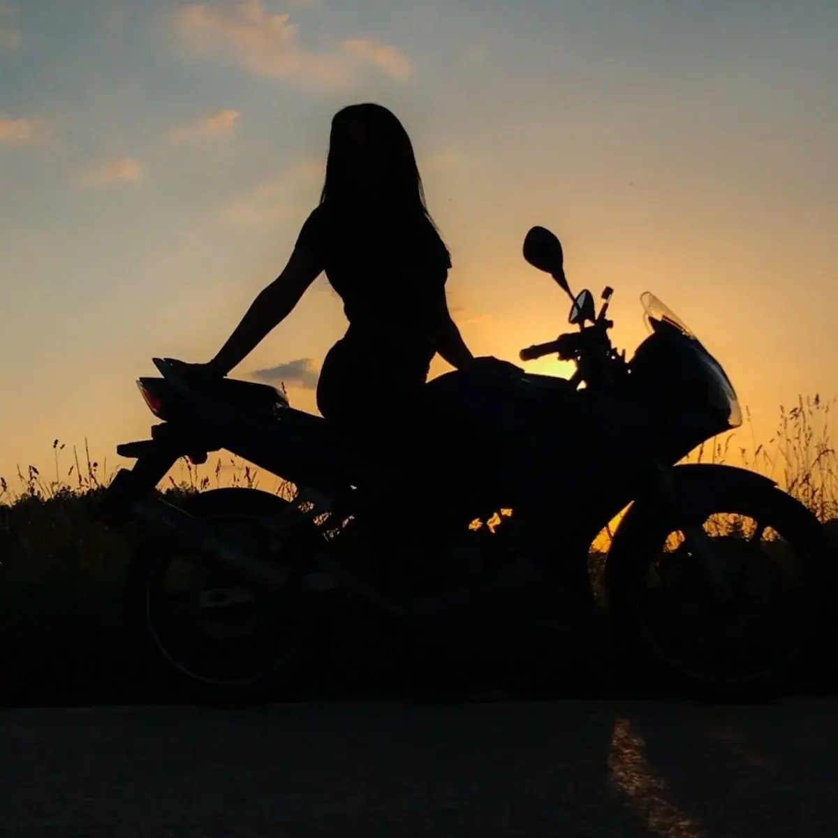 Photo de couverture de Thehotbikeuse