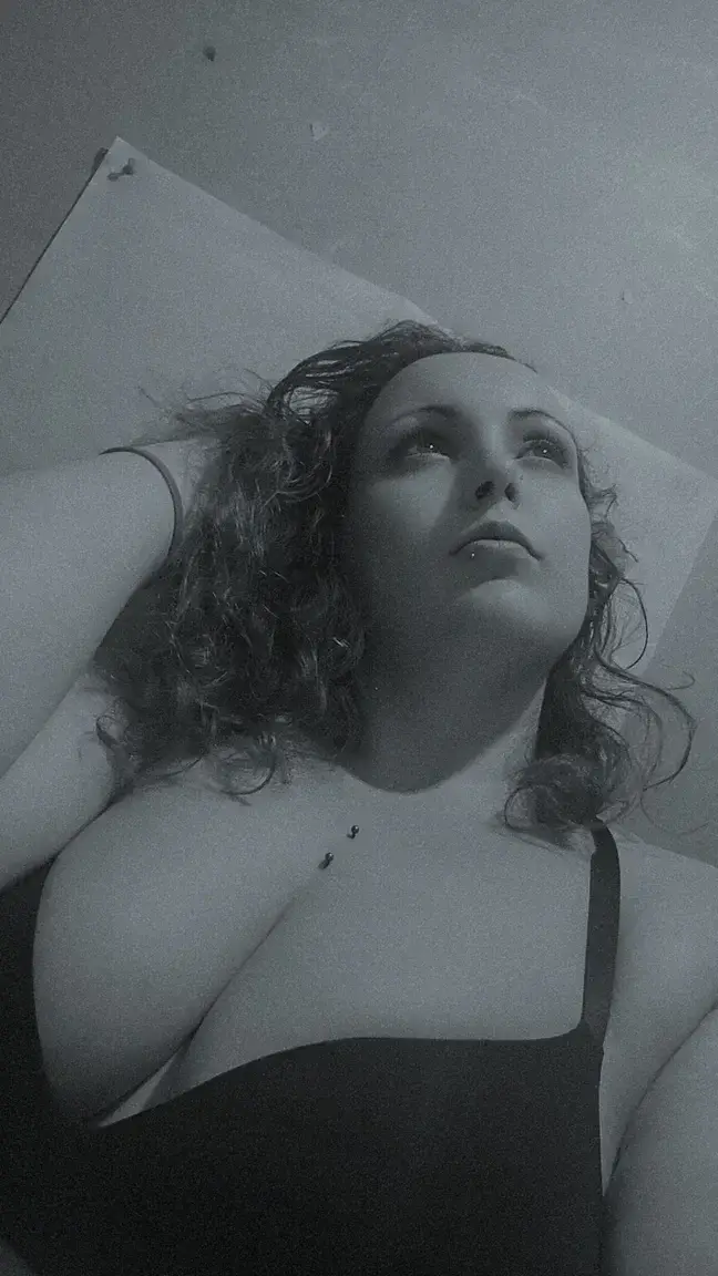 Curvyluxe - Photo exclusive MYM 1 | French Modèles