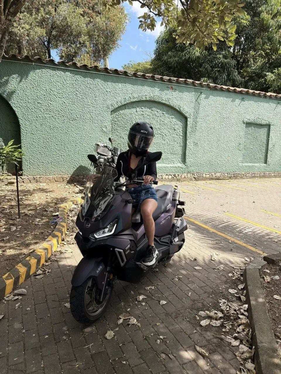 T'aimes ma moto ??