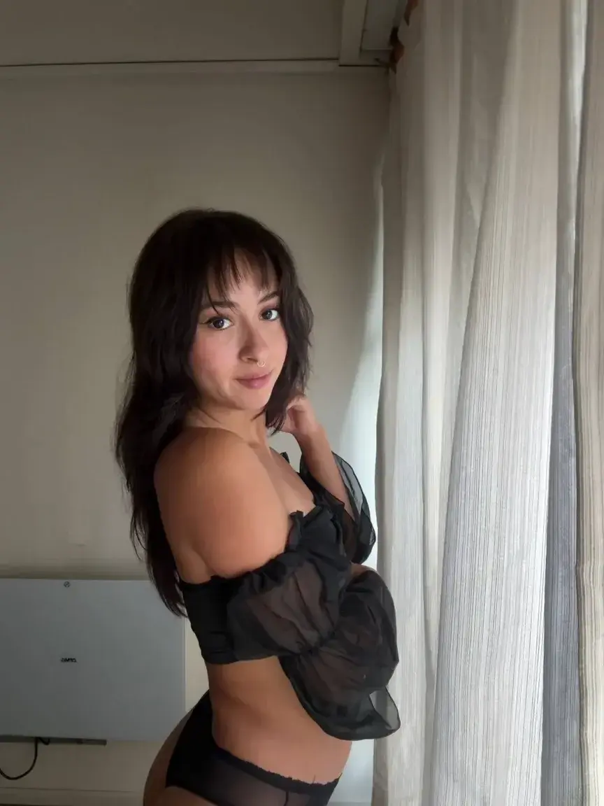 Leak & nude 17 — Almaaaa