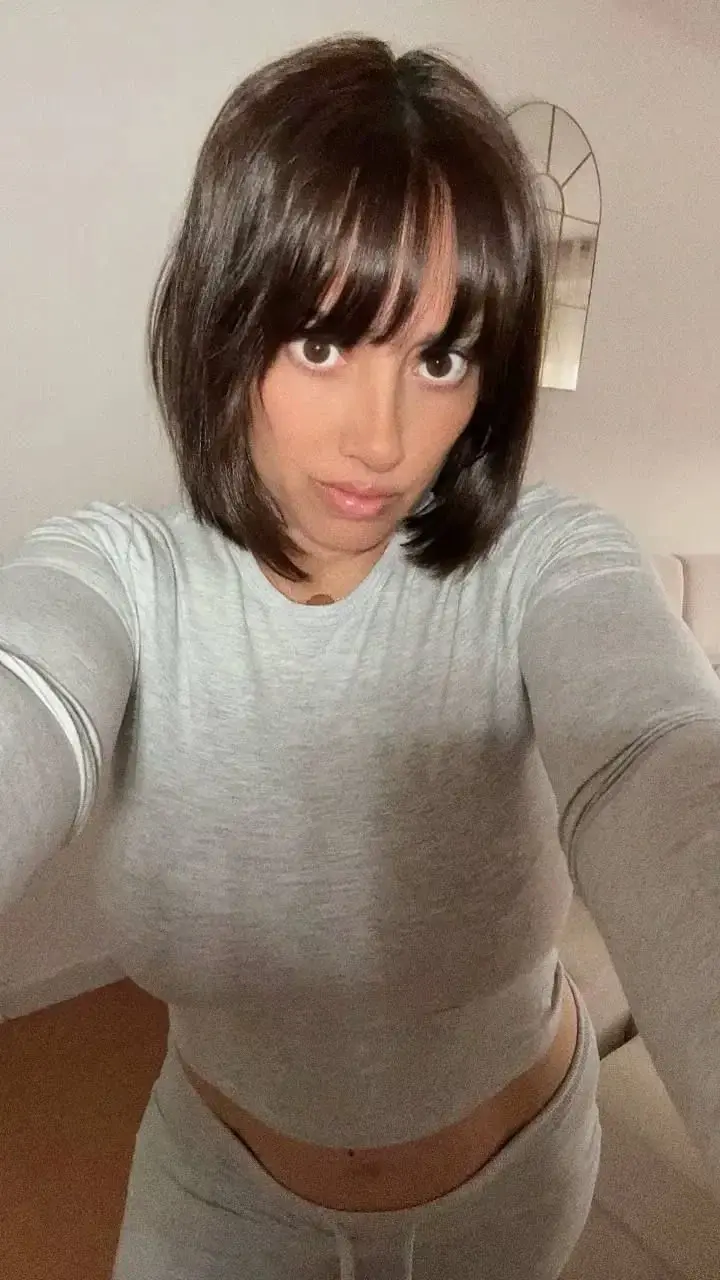 Lanagomez — média 8 | French Modèles