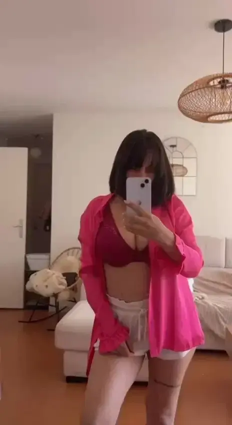 viens me dire ce que tu ferais à ma place 😏