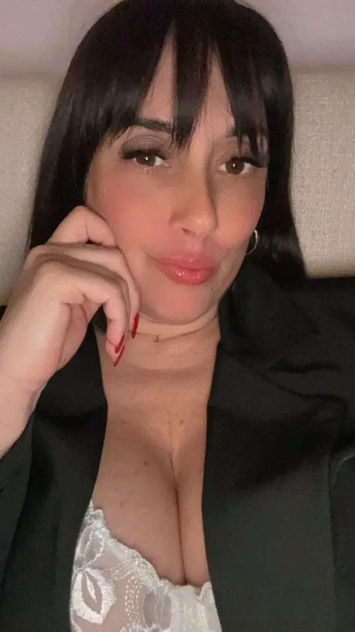 tu veux plus de moi ? viens en privé 😈