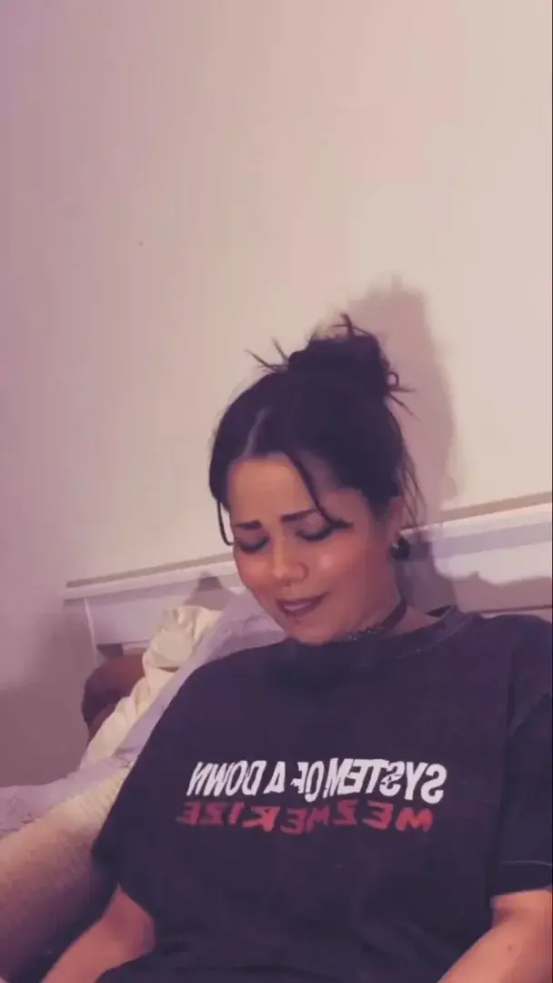 Fou rire post orgasme 🫣🤣🥵❤️Si tu veux voir la video de moi entrain de me faire du bien avec mon jouet jusqu’à jouirDm moi pour l’acheter 💰
