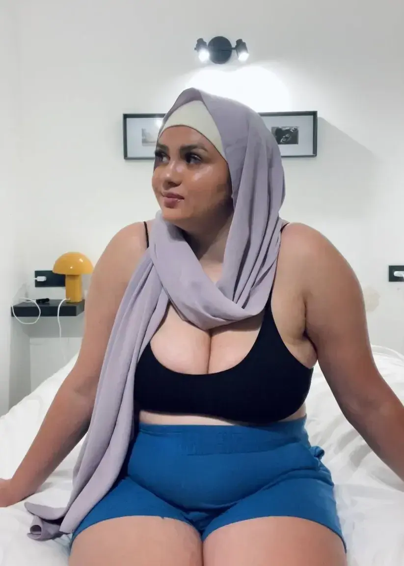 Leak & nude 11 — Alyahijabi