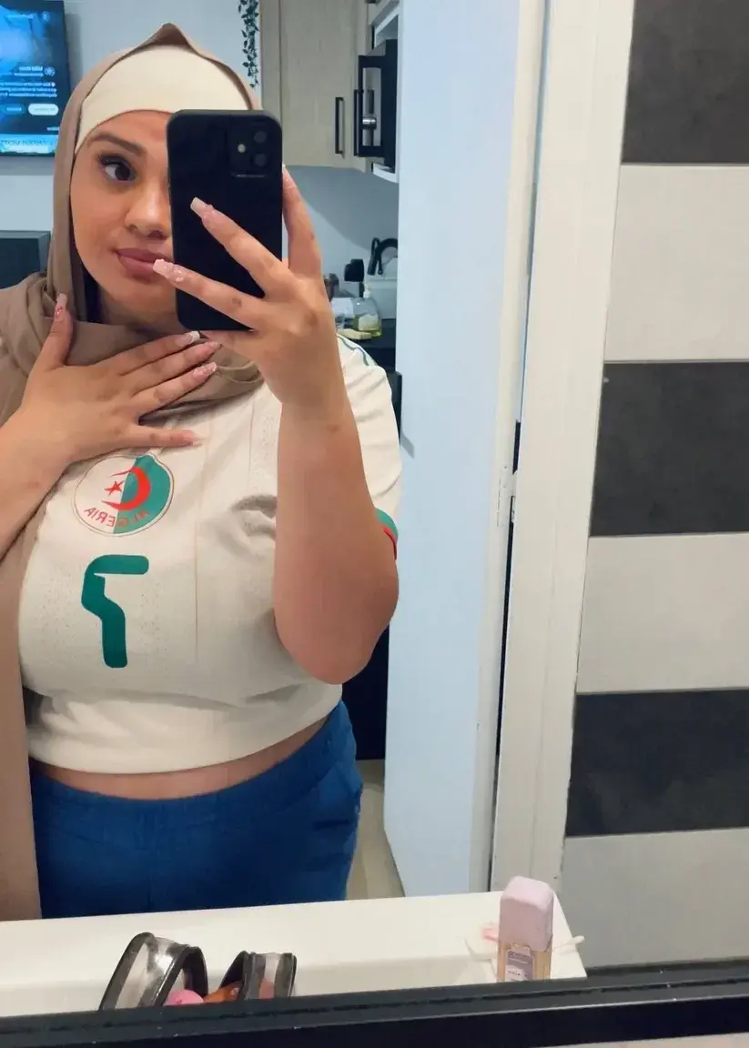 Leak & nude 18 — Alyahijabi