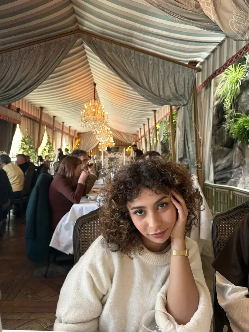 Aperçu public — Lestia : « heyyyy 💖 » (MYM) — pas un leak