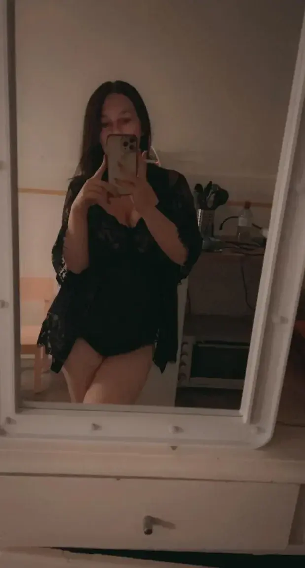 Leak & nude 1 — Emmadouglas21
