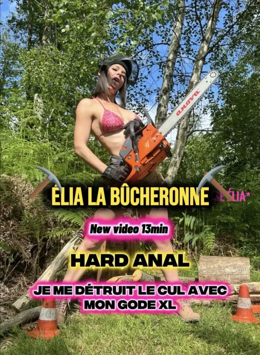🎥New Video : Élia la bûcheronne 🪓 Je me détruit le cul avec mon gode XL 😈