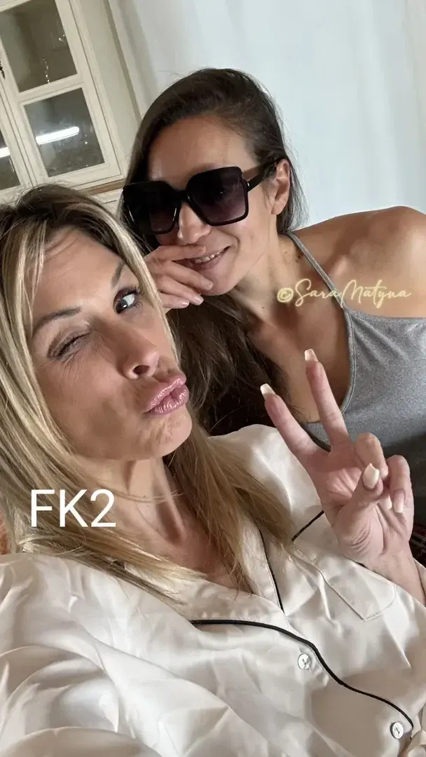 Leak public de lemonde2fk2 — « douche prise - copine arrivée y a plus qu'à envoyer la livraison et le film » (nude) sur MYM