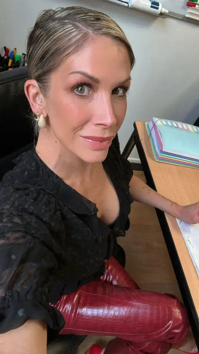 Outfit du jour au bureau ! Tu aimes ?