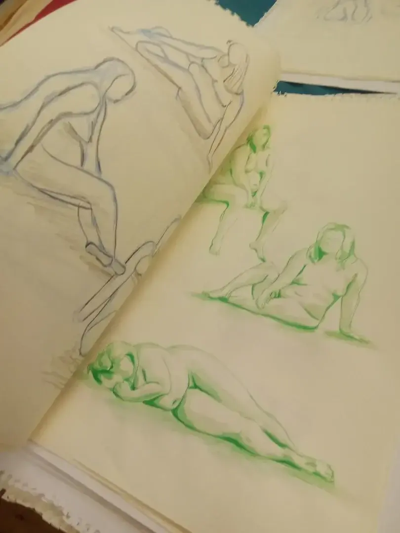 Maintenant vous allez voir plus des photos ou autres projets artistique récent... c'était 9 mois pour faire connaissance !