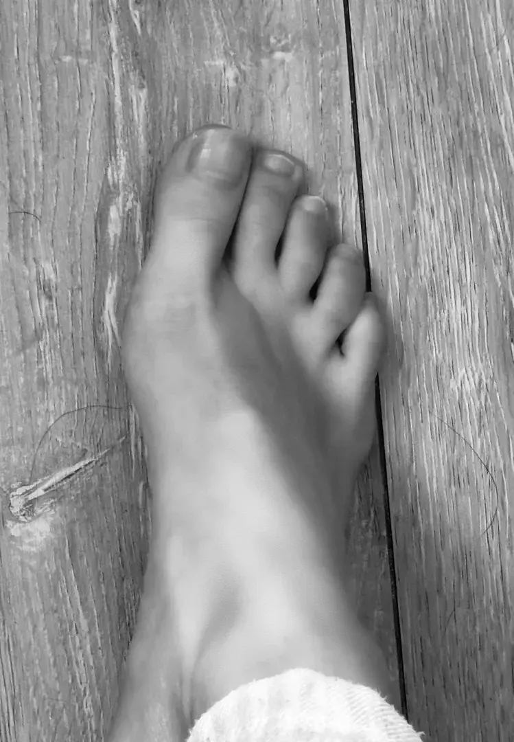 Leak & nude 2 — Feetfrench0999