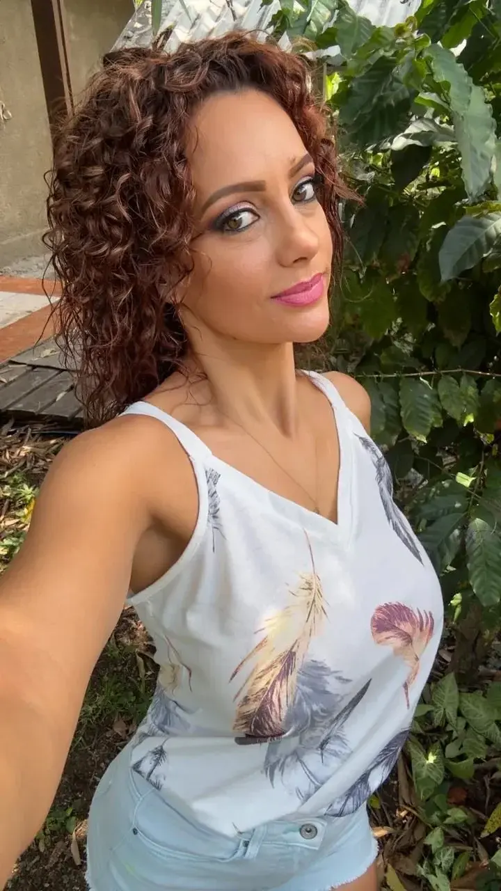 🎁 Abonne toi, tu seras récompensée comme il se doit 🔥🎁