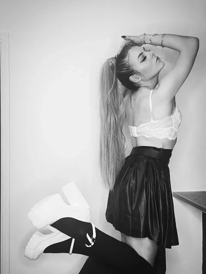 Leak & nude 5 — Juuuulia