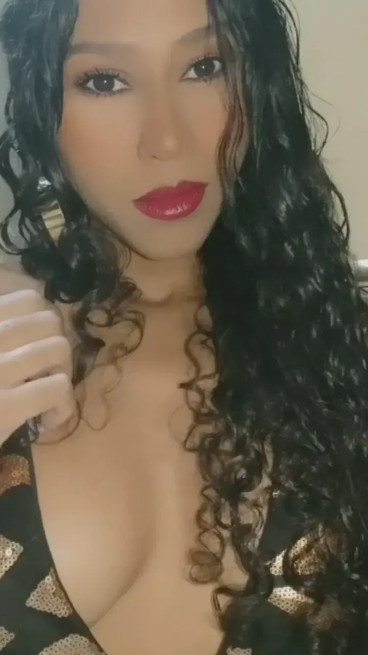 Leak public de Elizandramarques — « Está muito calor aqui!😈 » (nude) sur MYM