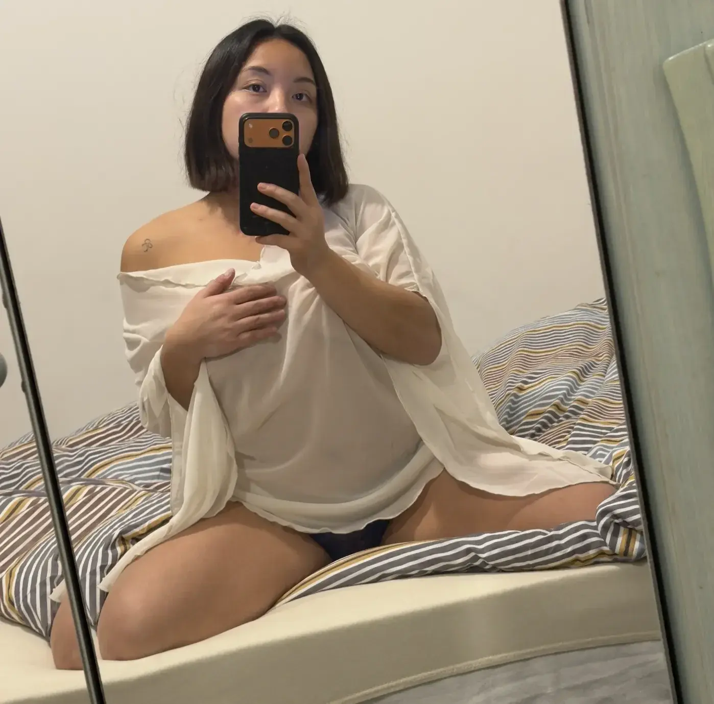 Leak public de Melyzrr — « Abonnement gratuit 🎁❤️ » (nude) sur MYM