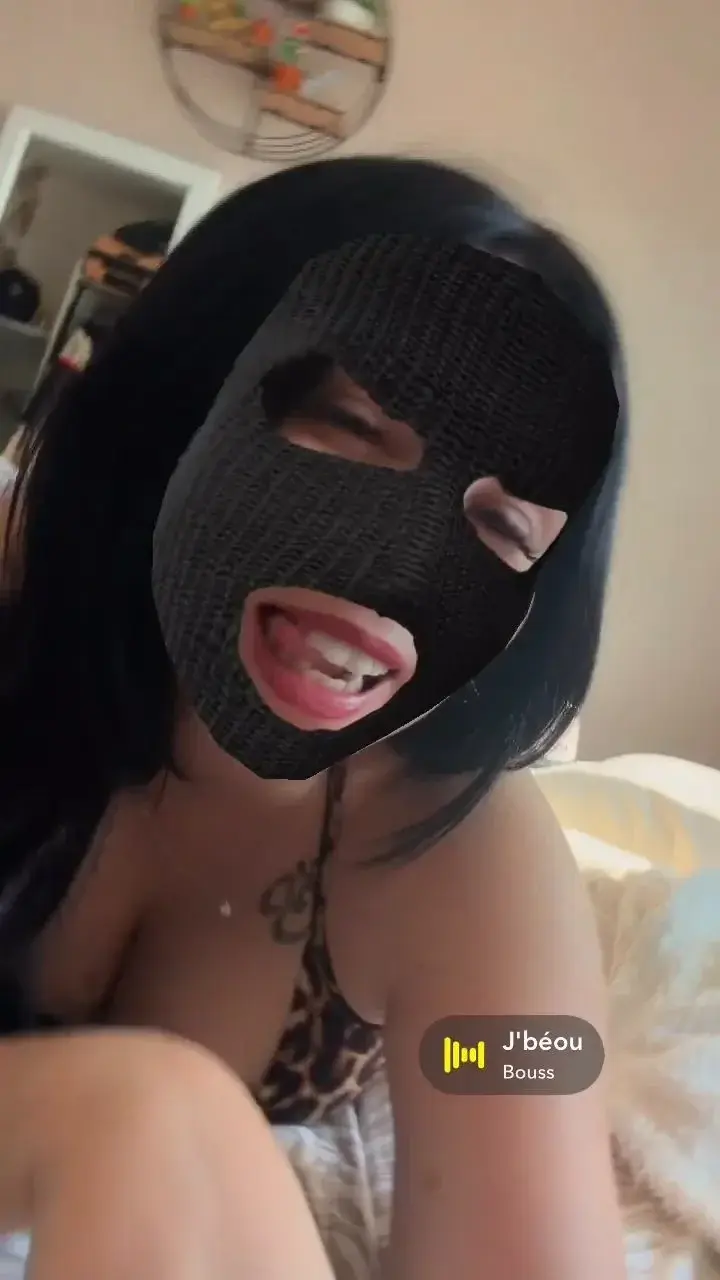 Leak & nude 3 — Onlylouxxx