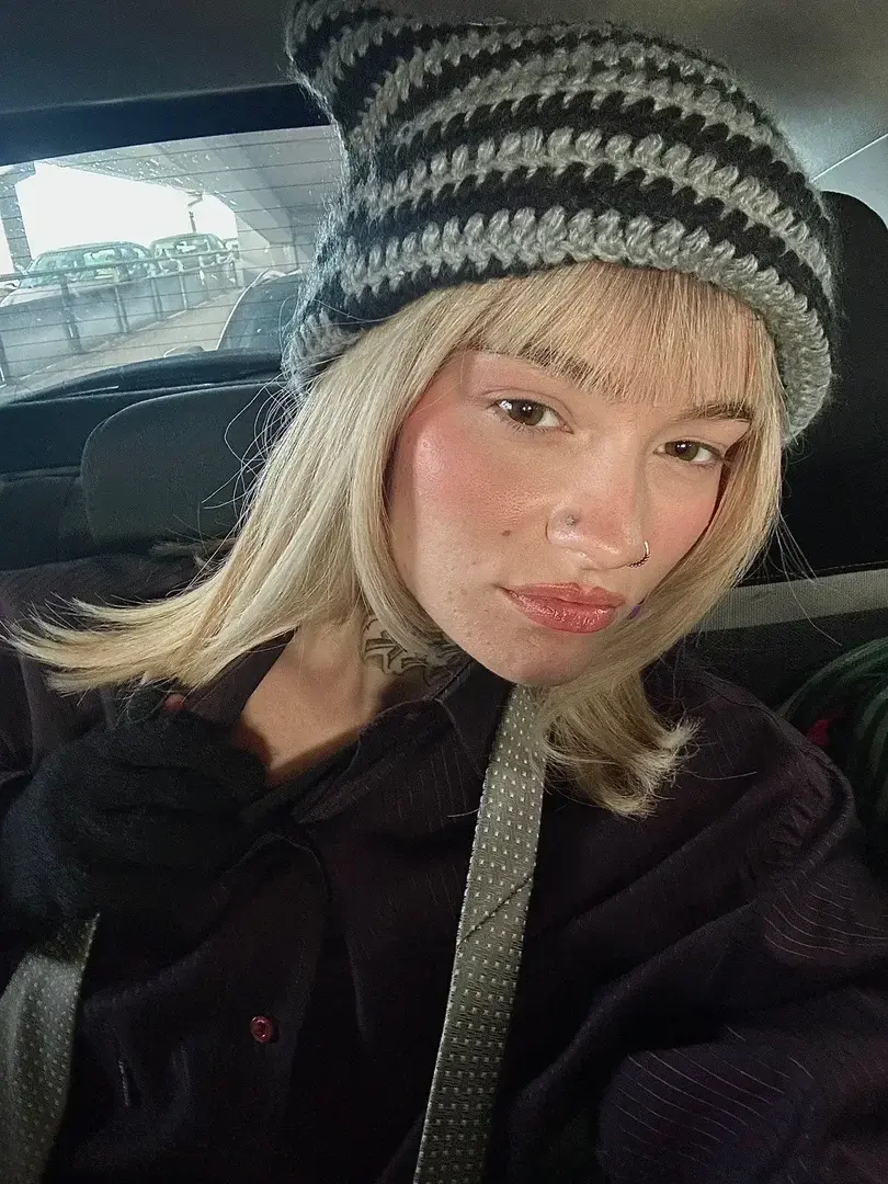Leak & nude MYM — Avivalamarquise : « média » (MYM)