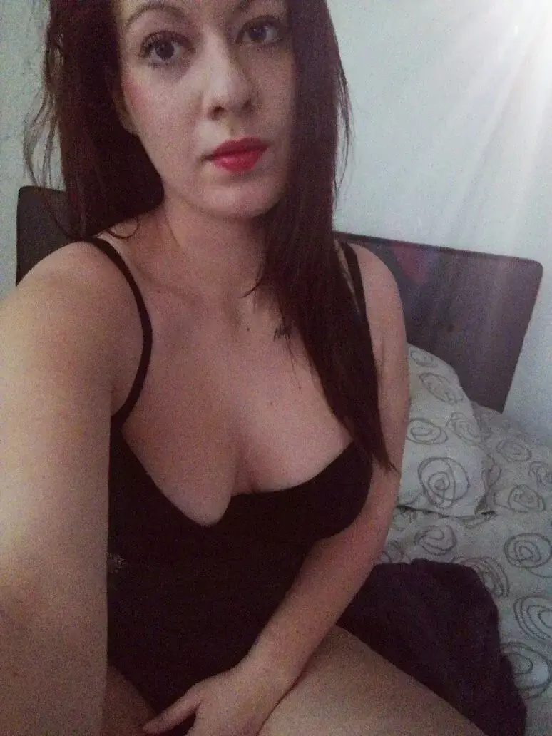 Viens en découvrir en peu plus dans mon feed  Et encore en média privé 😇😘