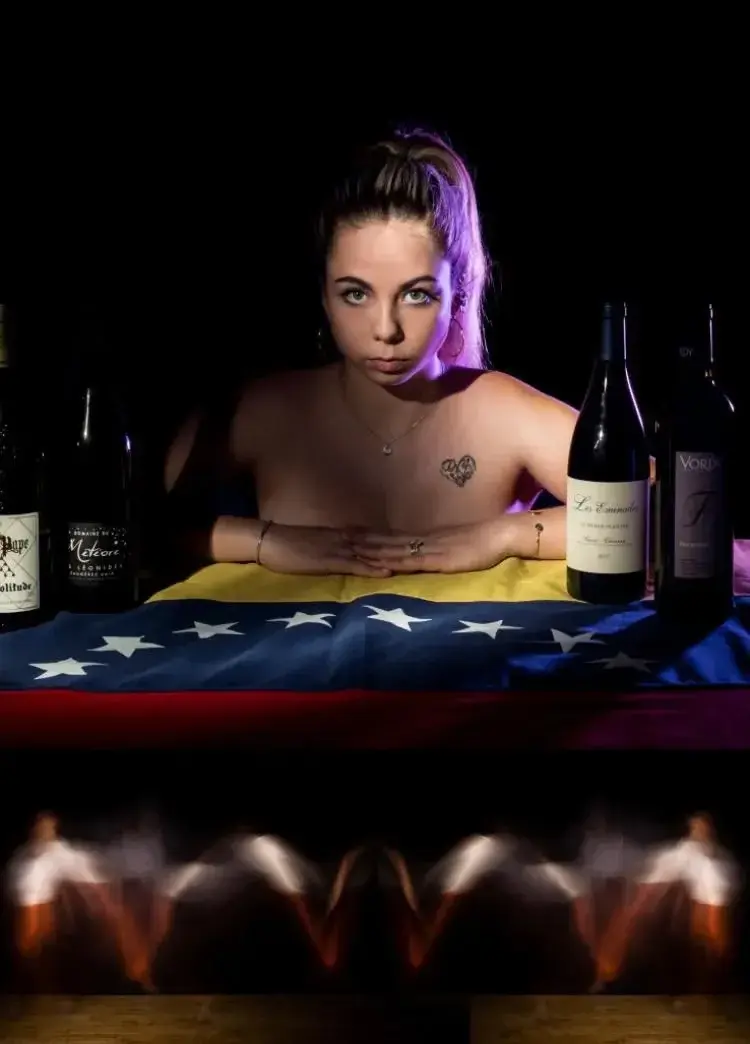 Venez boire un coup avec moi ! J’ai même un code promo pour t’abonner à moi 🥳 #vin #agricole #venezuela #nu