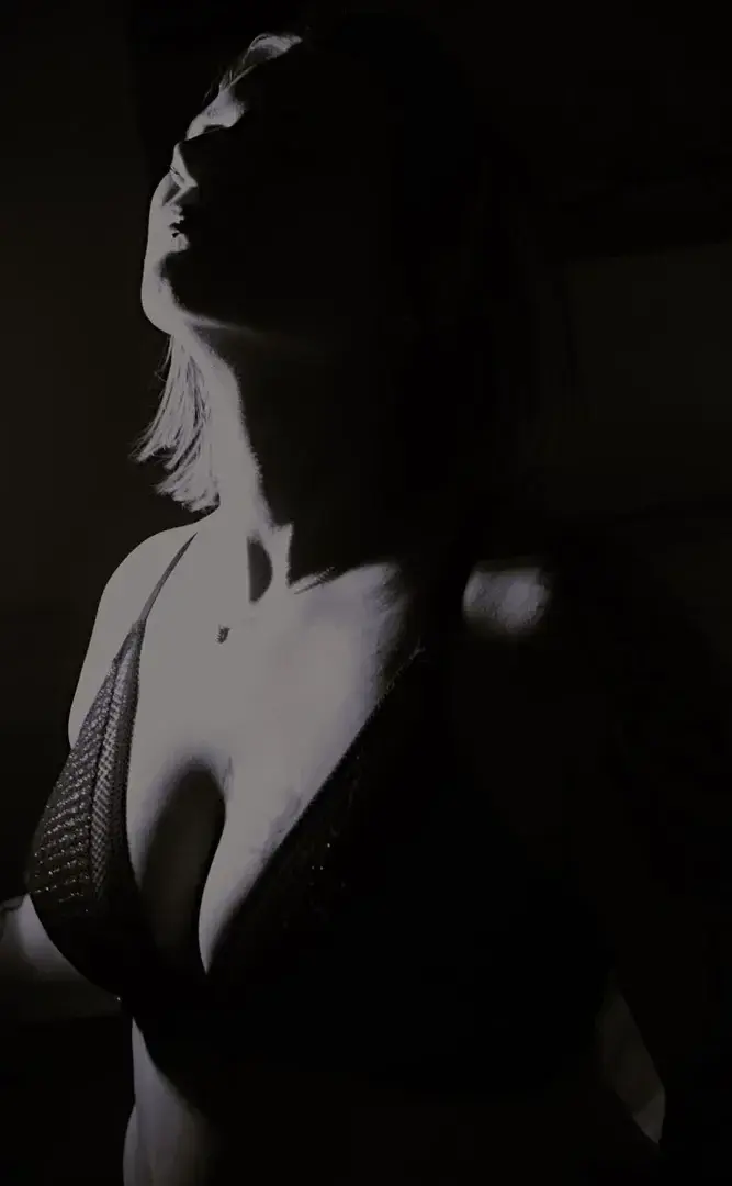 Mira-jeanne - Photo exclusive MYM 6 | French Modèles
