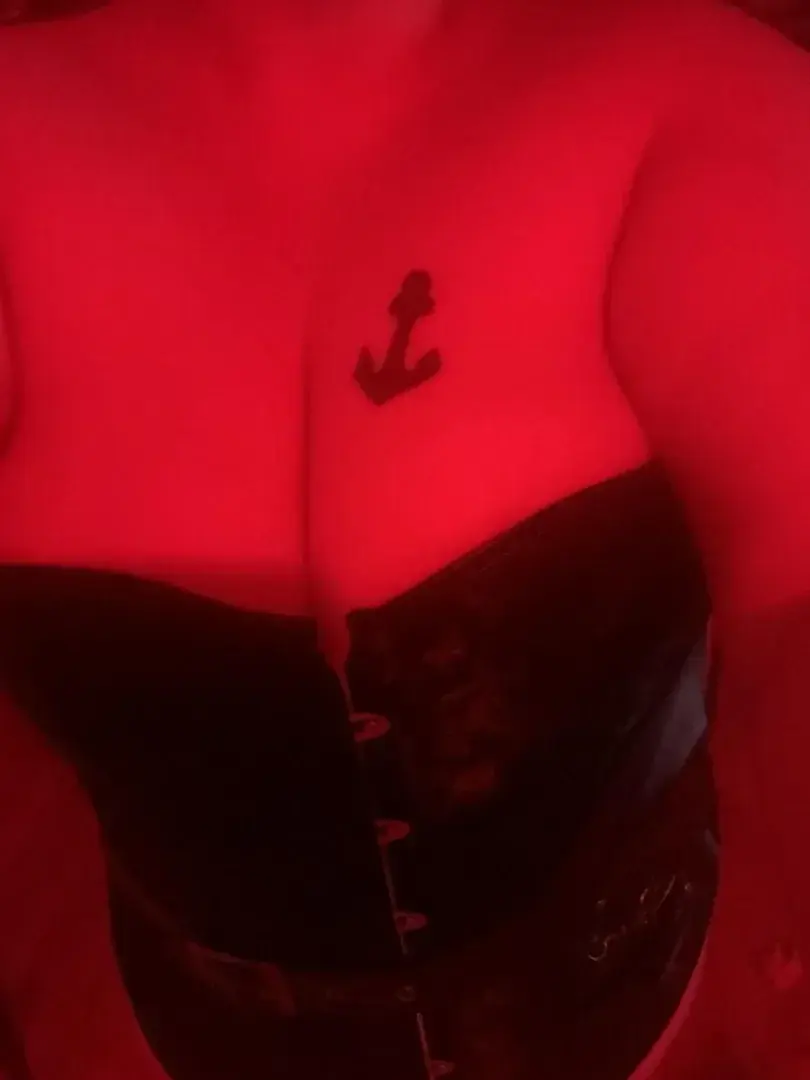 Leak & nude 3 — Sadnudedinosaur