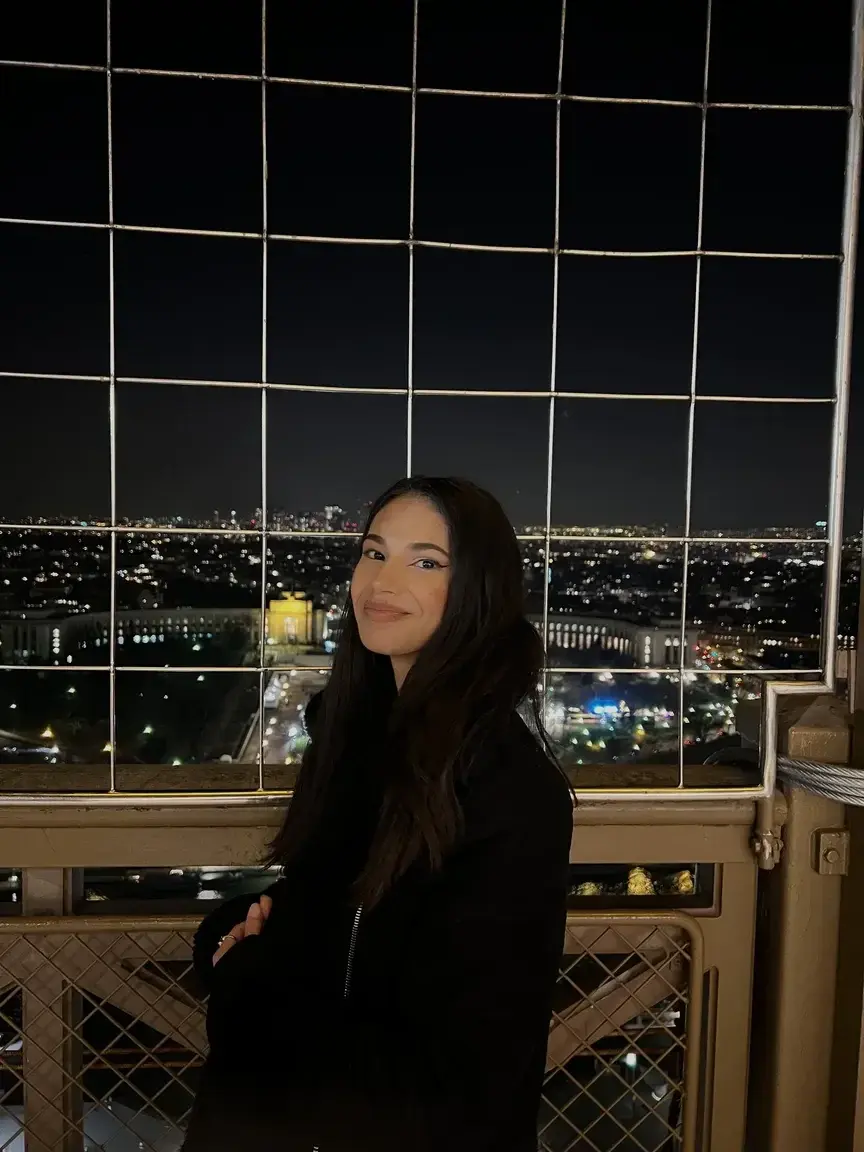 Leak & nude MYM — Laeyanah : « 🎁 Abonnement GRATUIT à vie + une vidéo bonus offerte 🎬 » (MYM)