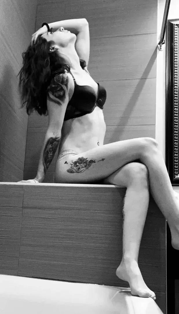 Khloexox — média 12 | French Modèles