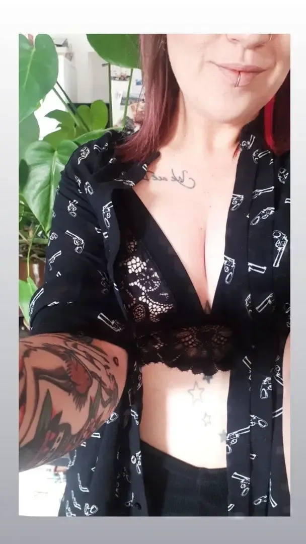 Hey :) Abbonne toi pour plus de contenue tout les jours ;)
