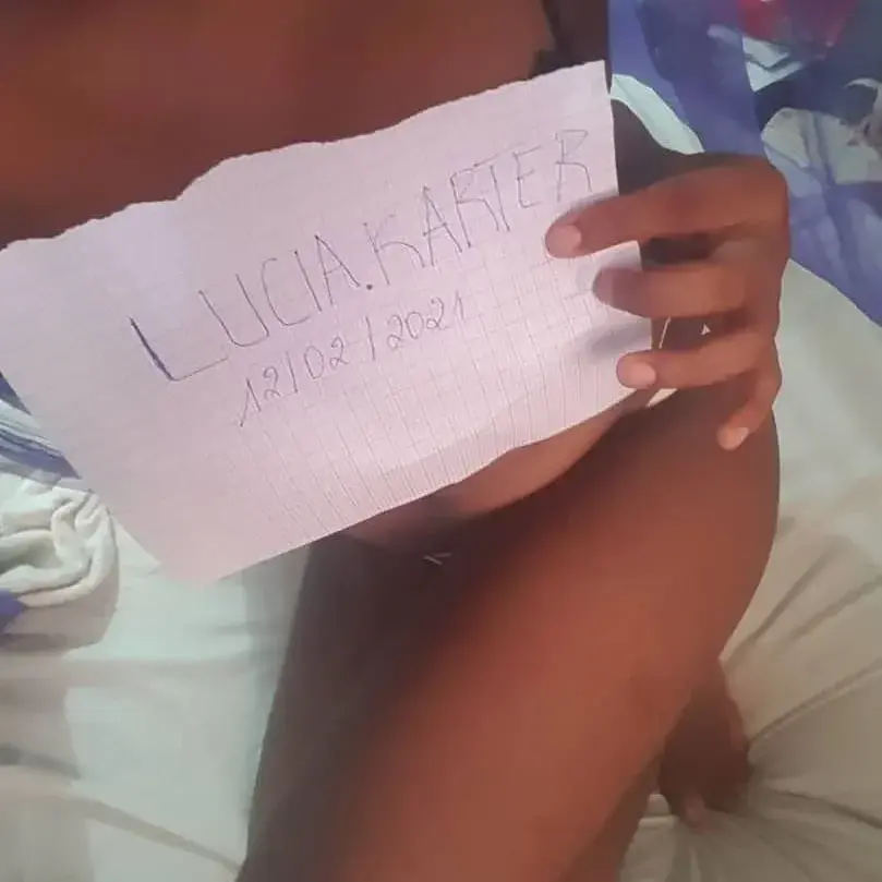 Leak & nude MYM — Luciakarter : « Pas de Fake ici 🙂 » (MYM)