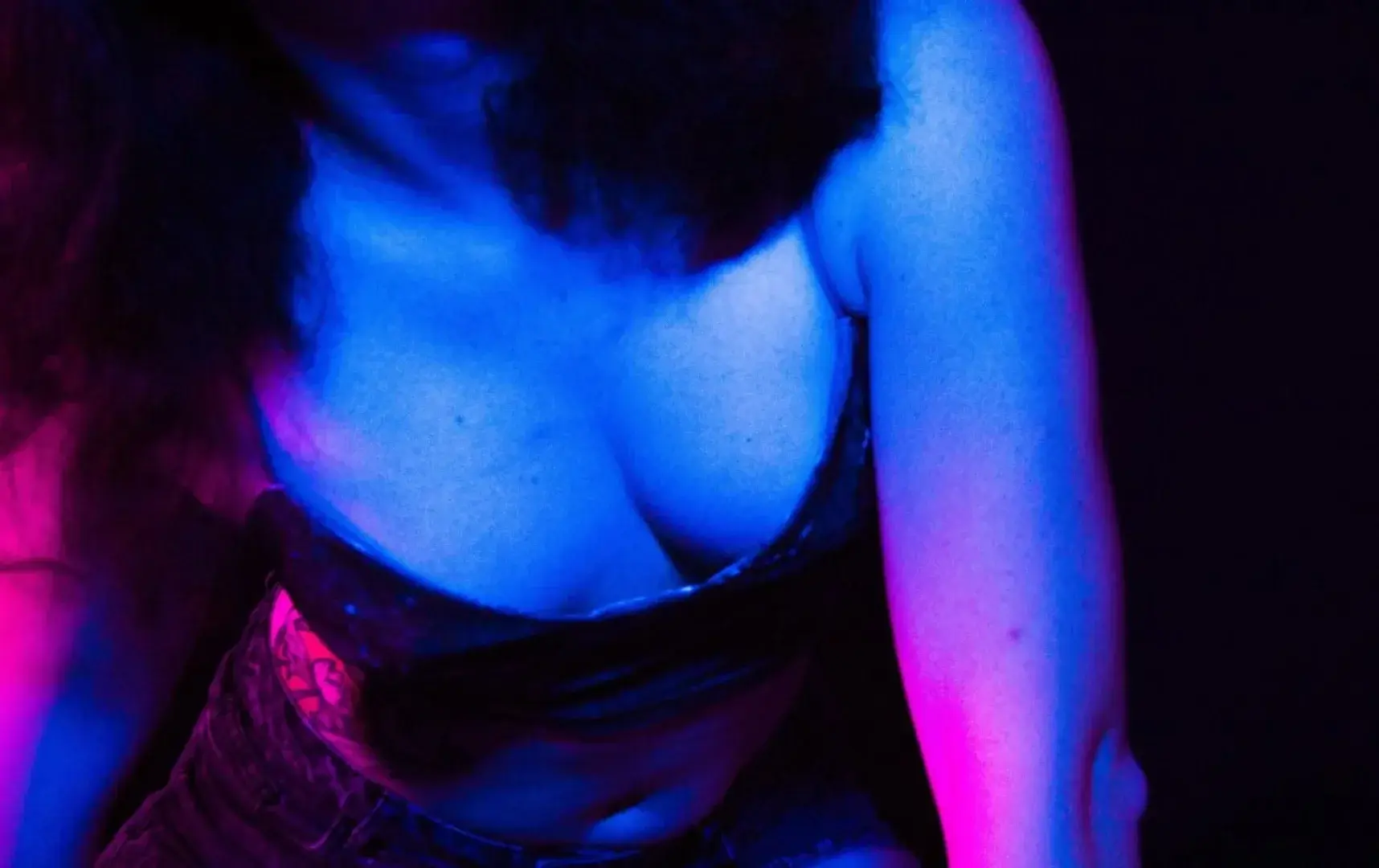 Manonblue - Photo exclusive MYM 1 | French Modèles