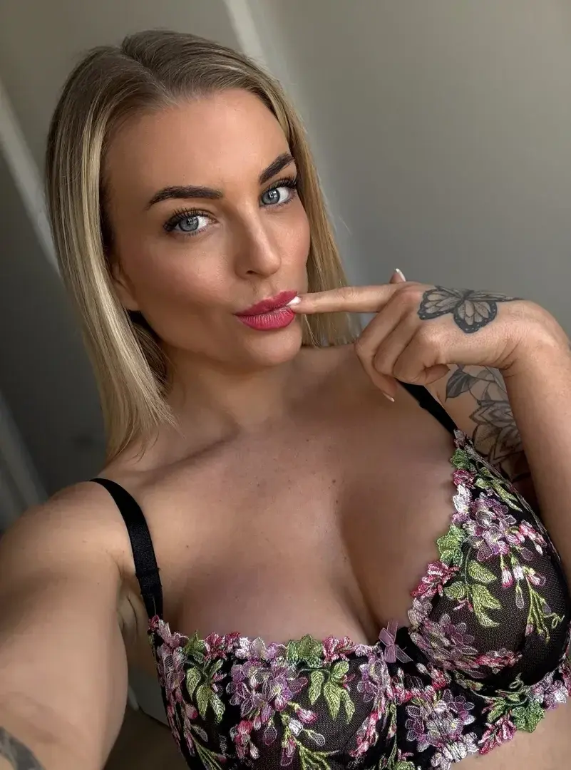 Leak public de Margotdulac — « Mon abo gratuit, pas besoin de code 🔞 » (nude) sur MYM