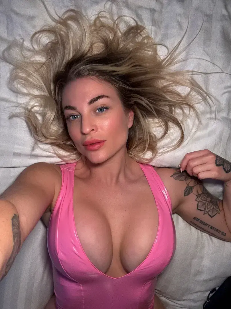 Leak public de Margotdulac — « Abonne toi c'est gratuit et envoie moi un message 🥵 » (nude) sur MYM