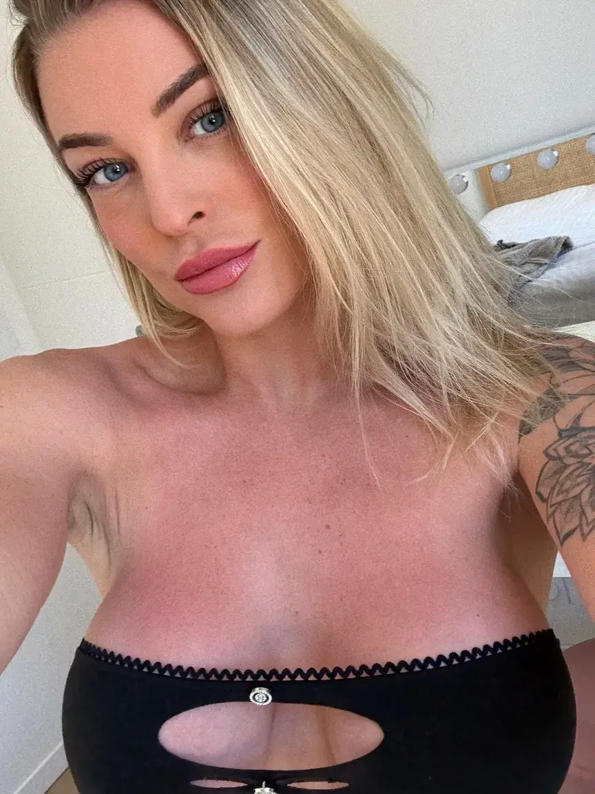 Leak & nude MYM — margotdulac : « Mon abonnement MYM 100% gratuit ♥️ » (MYM)