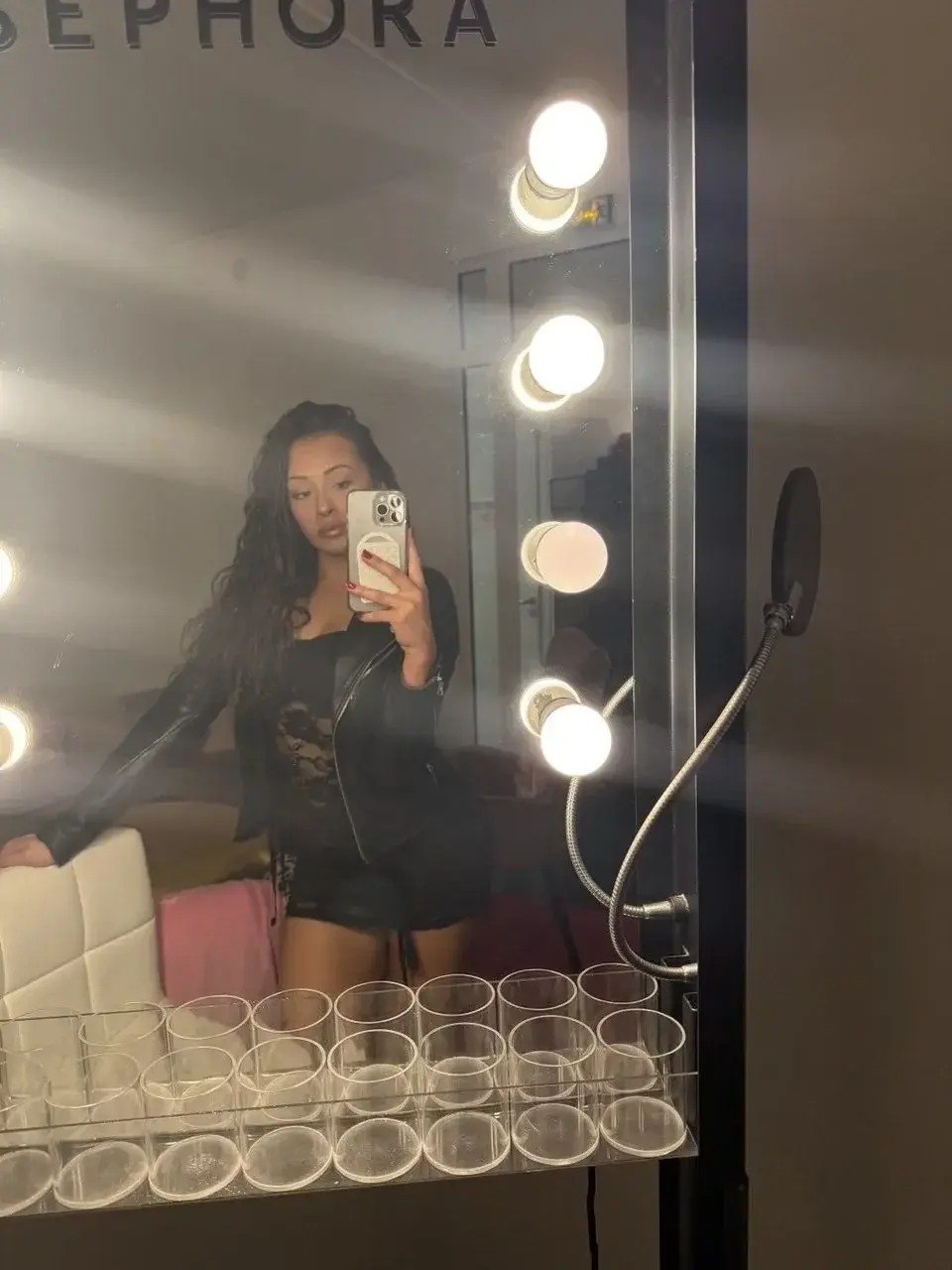 Ce soir je suis gratuite pour toi 🩵