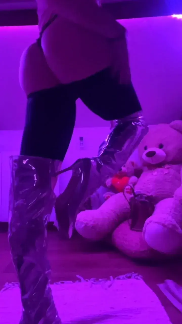 Leak & nude 5 — Lynascrt