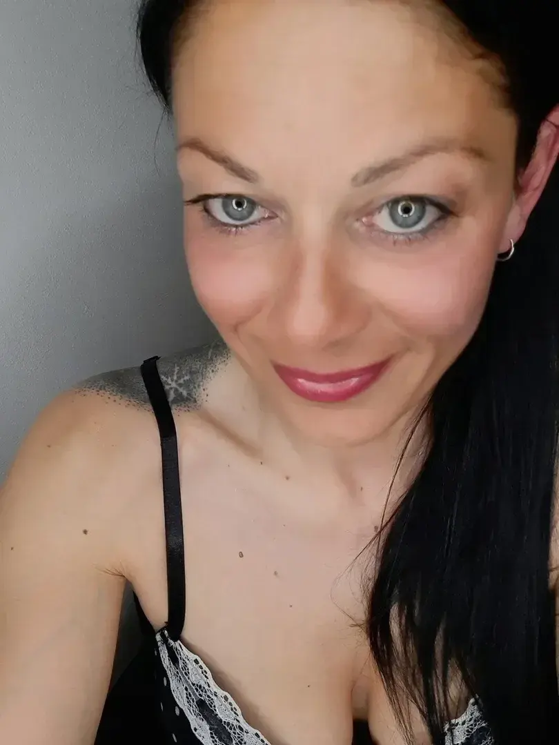 Leak & nude 5 — Serenella