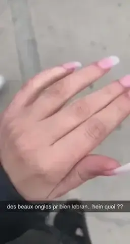 Leak & nude 5 — jmenbatslesboobs_