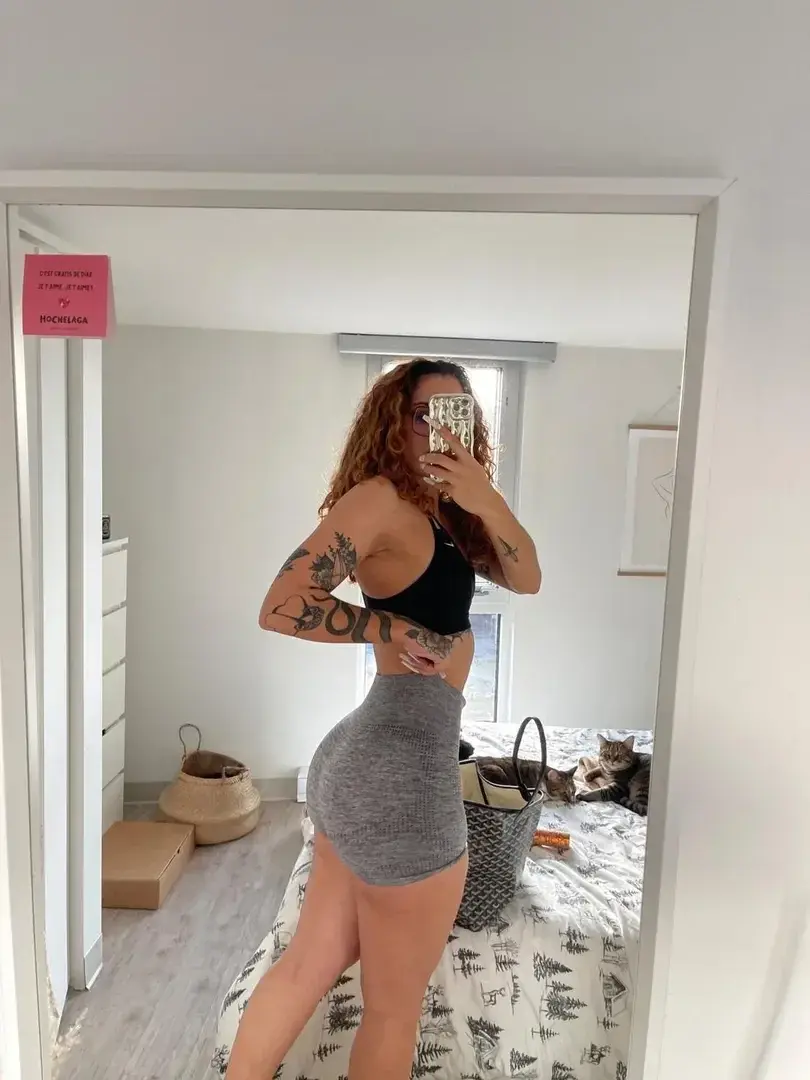 Leak public de Peachygirl — « description de la photo » (nude) sur MYM