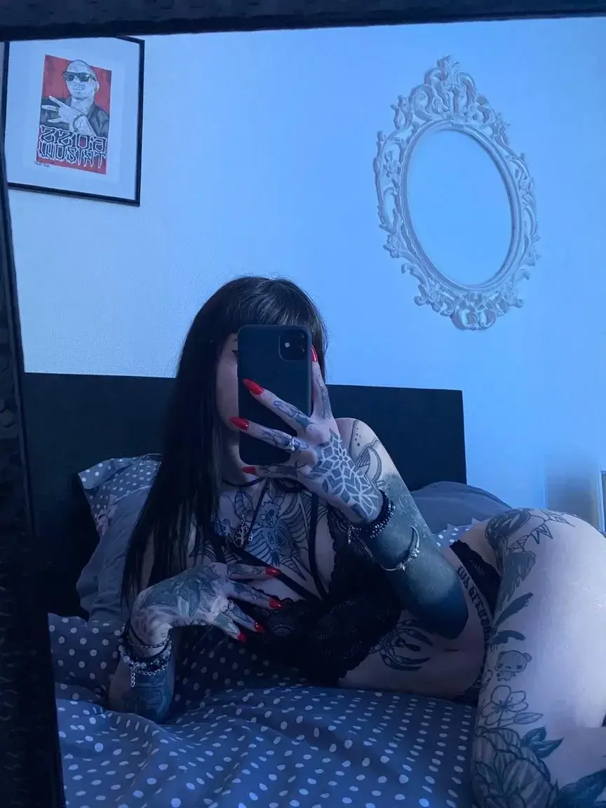 Leak & nude 3 — Esthere