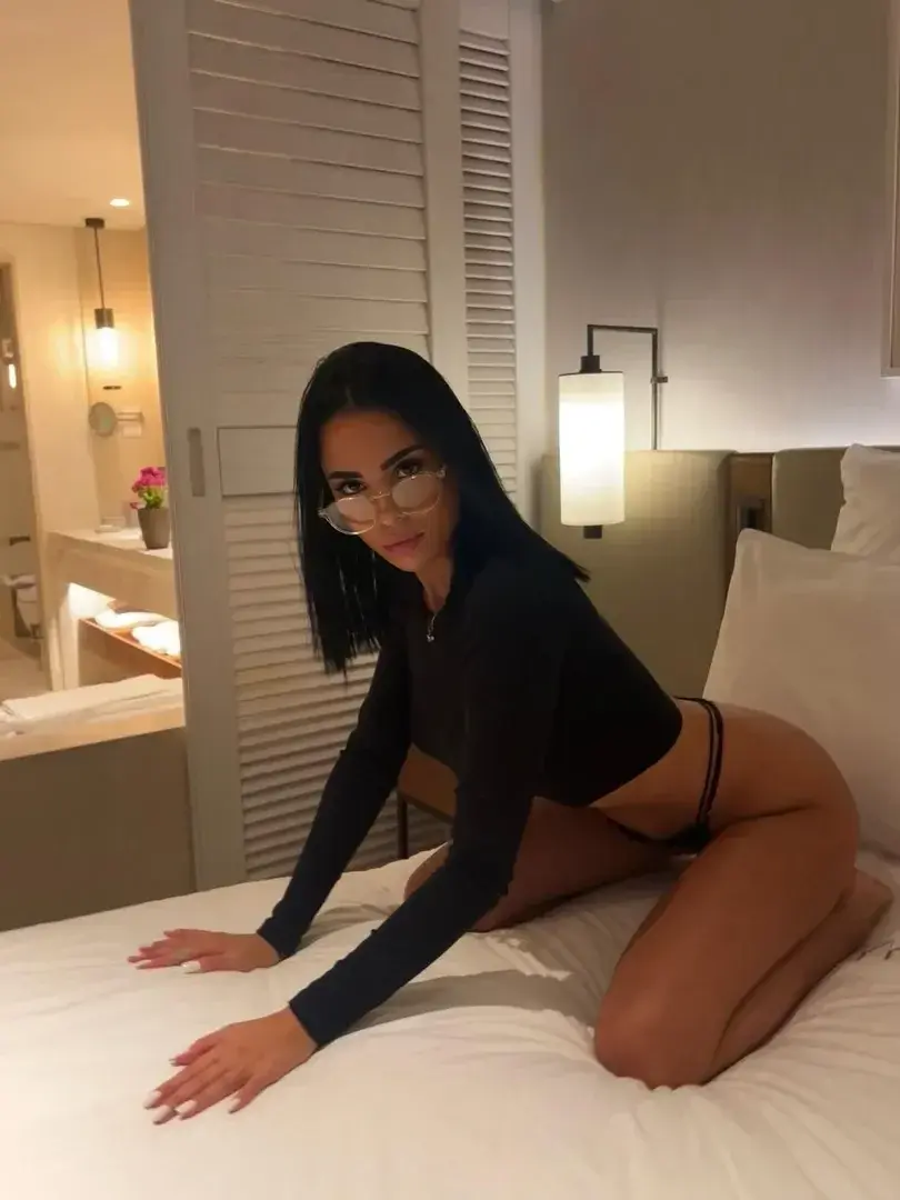 Leak & nude 1 — love_14