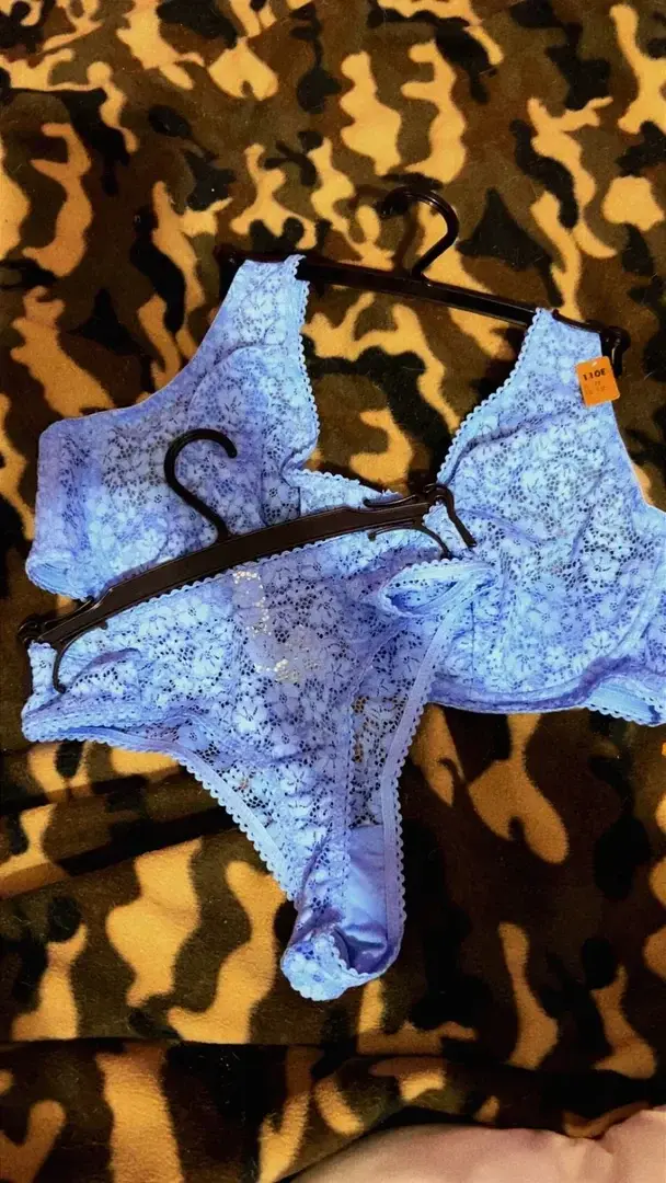 Je me suis acheter un string qui veux me voir porter ? Abonnez vous