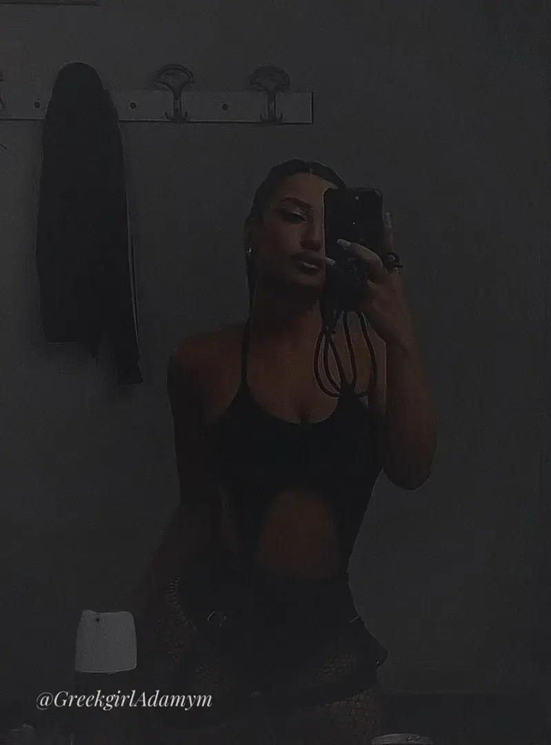 Leak & nude 3 — Greekgirlada