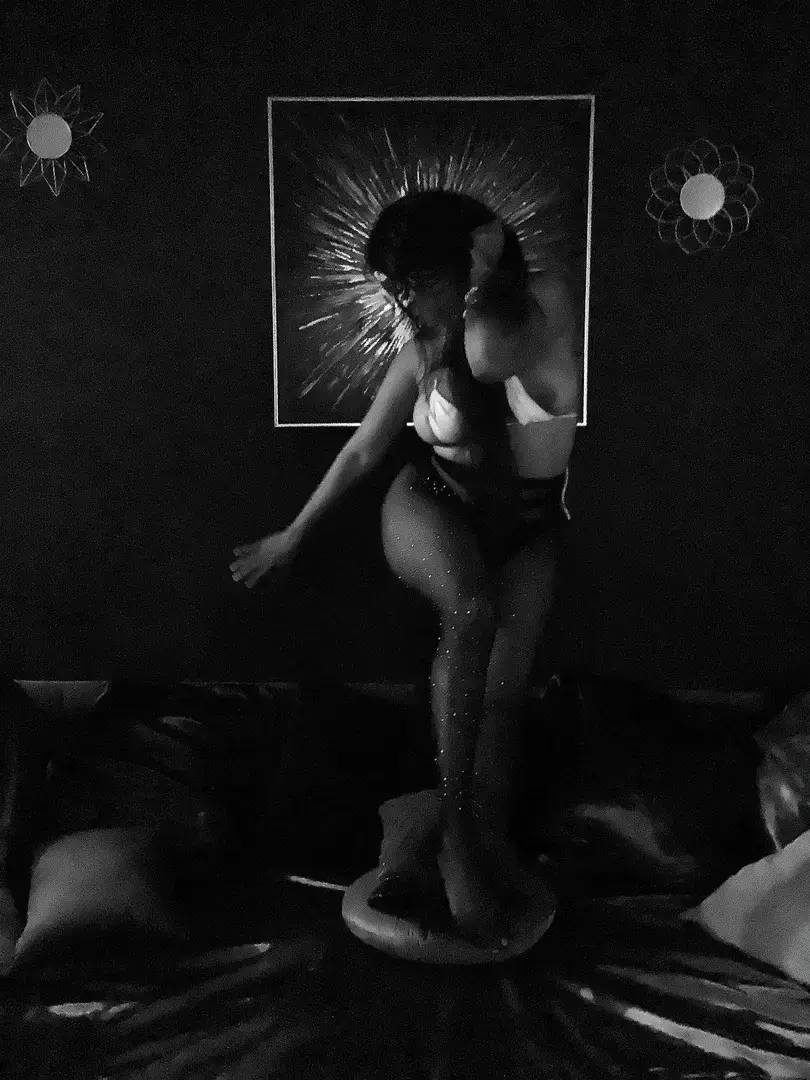 Juste un avant goût avant l’extase!!!! 🔞🔞😘🍒