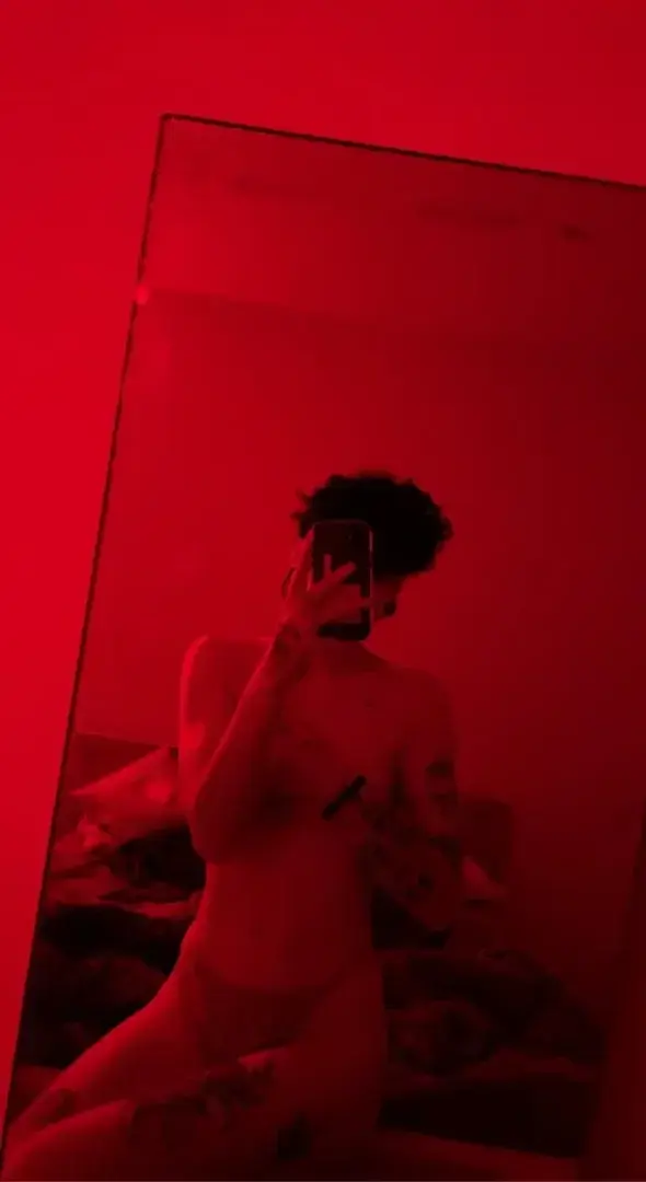 Leak & nude 3 — Littlelady15
