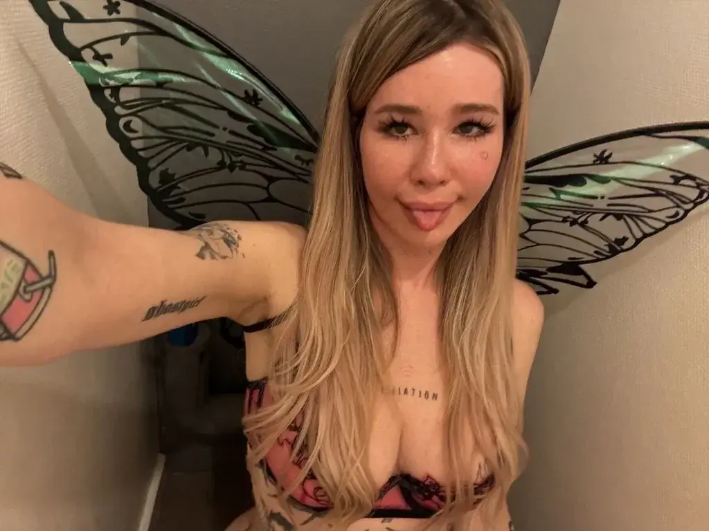 Leak & nude MYM — Bellehaze : « Rejoins moi avec le code 2026, ton abo a moins de 1€ 🥰 » (MYM)