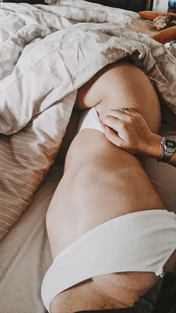 Leak & nude 1 — Nudelilya
