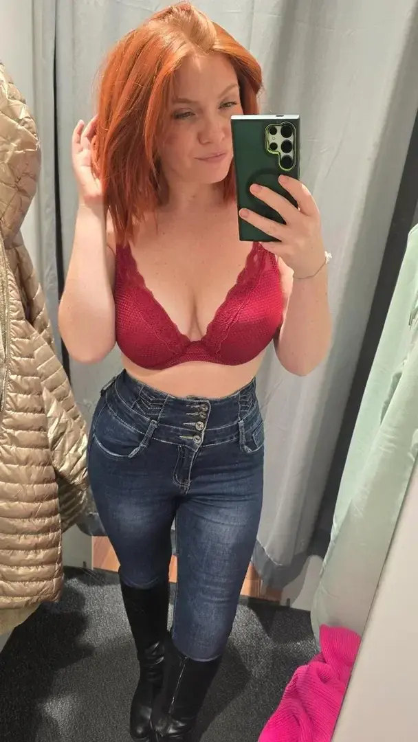 Leak public de Gindy — « Abo gratuit sans code 😍 » (nude) sur MYM