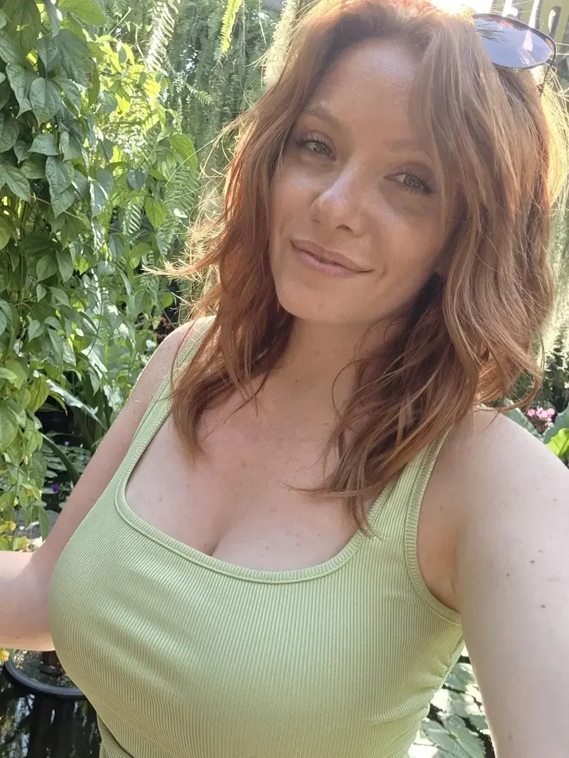 Leak public de Gindy — « Abo gratuit sans code 😍Profites-en ! » (nude) sur MYM